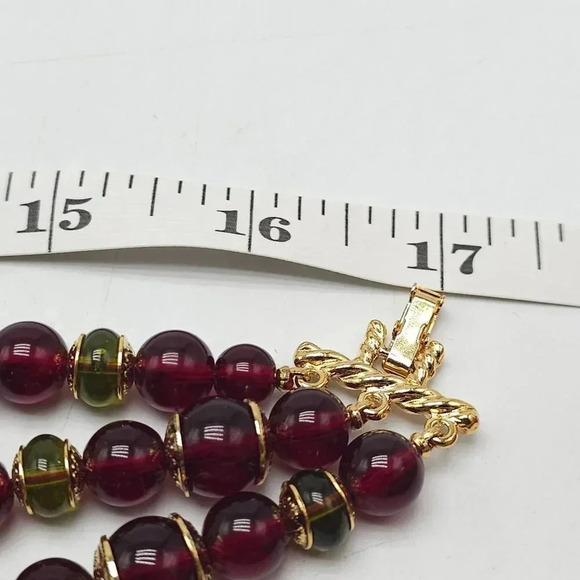Vintage Japan Multi-Strand Red Green Beaded Necklace Gold Tone Clasp Christmas - Picture 6 of 6